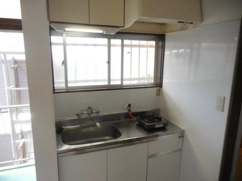 キッチン　窓のあるキッチン