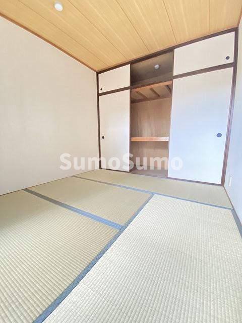 その他部屋・スペース　広くて明るい寝室