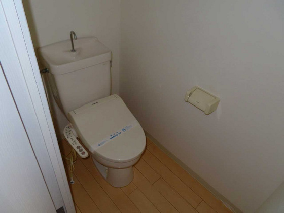 トイレ　※別部屋の写真です