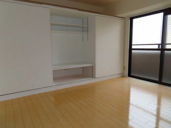 居室・リビング　※別部屋の写真です