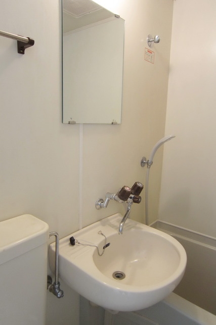 洗面設備　洗面設備