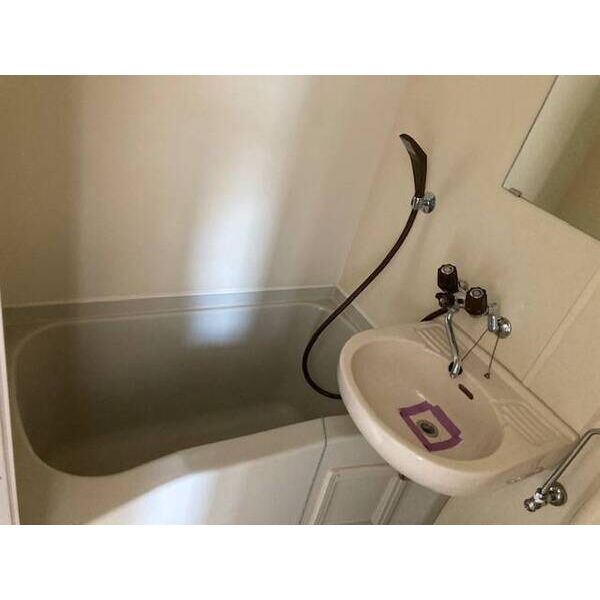 バス・シャワールーム　クリーニング店