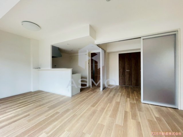 居室・リビング　同マンション別部屋　参考写真