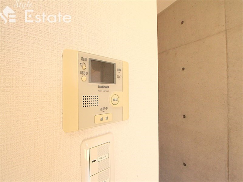 セキュリティ　モニター付きインターホン