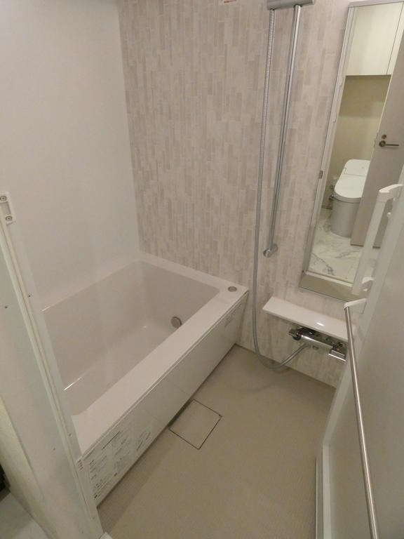バス・シャワールーム　バス※別部屋参考写真
