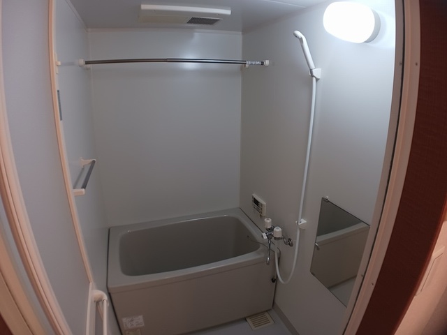 バス・シャワールーム　※別室の参考写真の為、現況優先です。