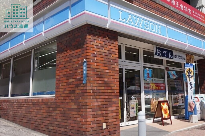 コンビニ　ローソンセントポール通店（コンビニ）まで117m