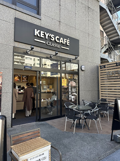 飲食店　KEYS CAFE -CLASSE-(キーズ カフェ クラッ（飲食店）まで123m