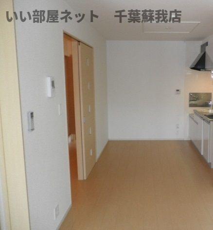 居室・リビング　ゆったり過ごせる居間です