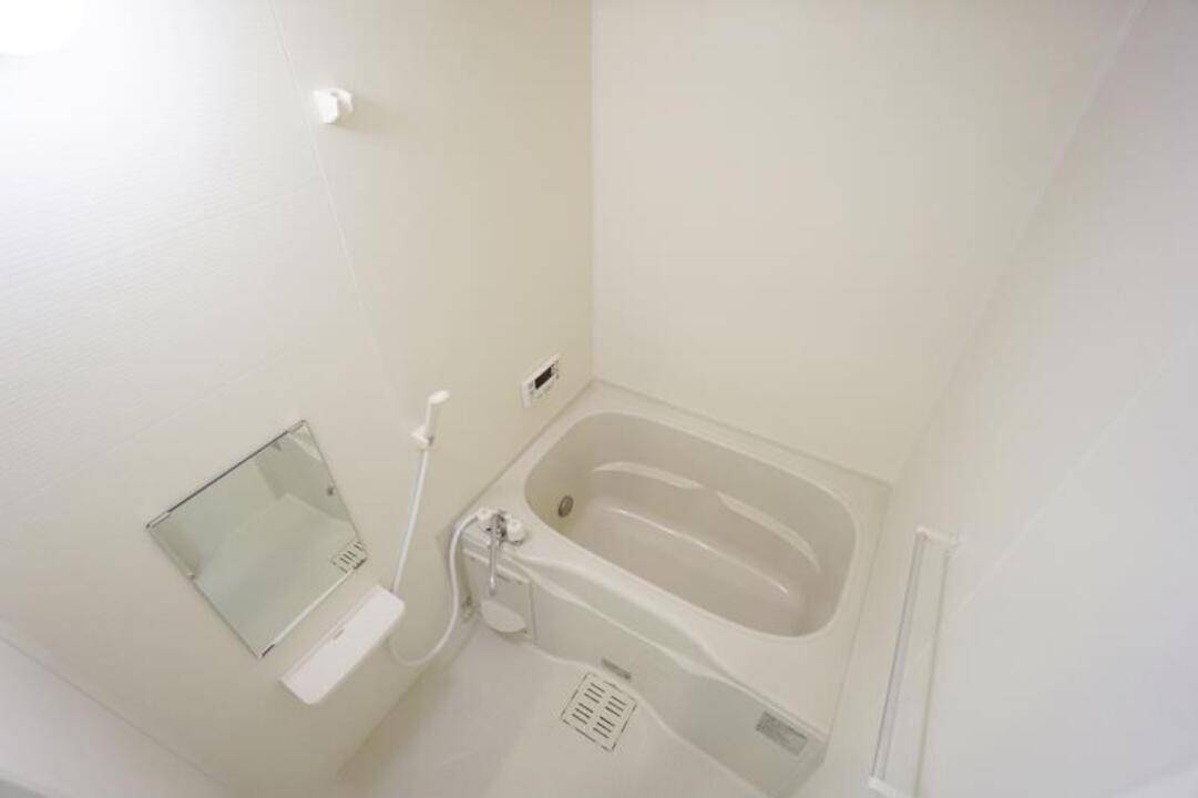 バス・シャワールーム　浴室