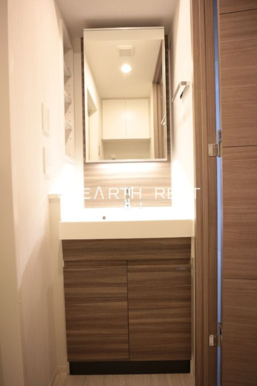 洗面設備　同タイプ別住戸写真となります。現況と異なる場合がございます