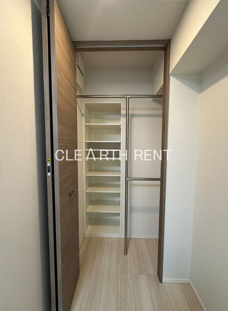 収納　同タイプ別住戸写真となります。現況と異なる場合がございます。