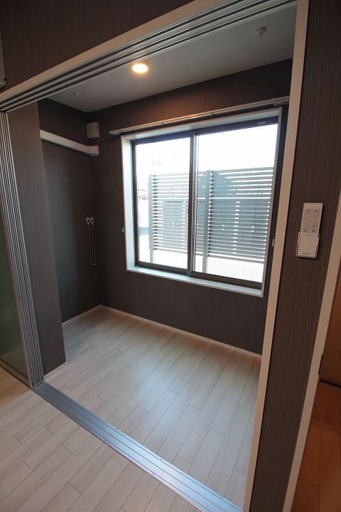 バルコニー　サンルーム（インナーテラス）