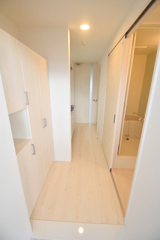 玄関　ISI BLDG　FUNAIRI