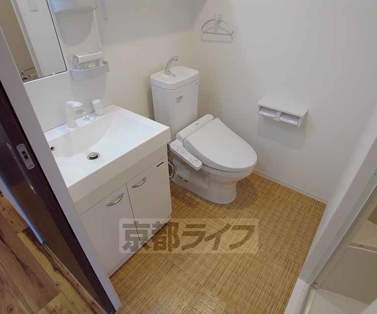 トイレ　ヨーロピアンタイプのバスルーム