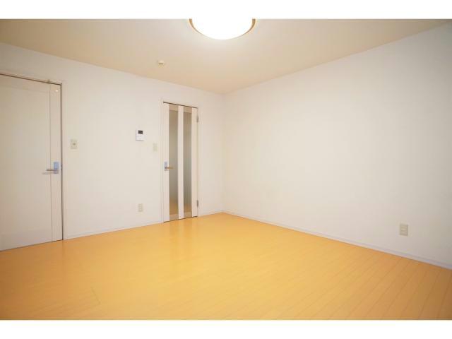 居室・リビング　インターネット無料★