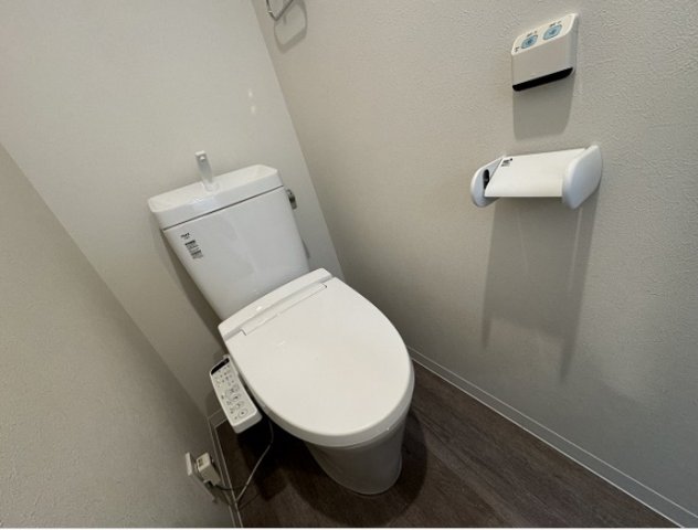 トイレ　トイレ