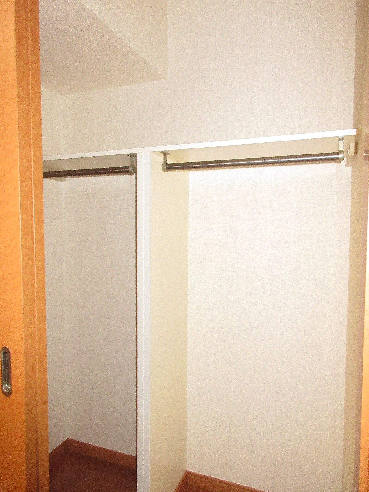 収納　別のお部屋の写真となります