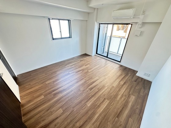 居室・リビング　※別部屋の写真です