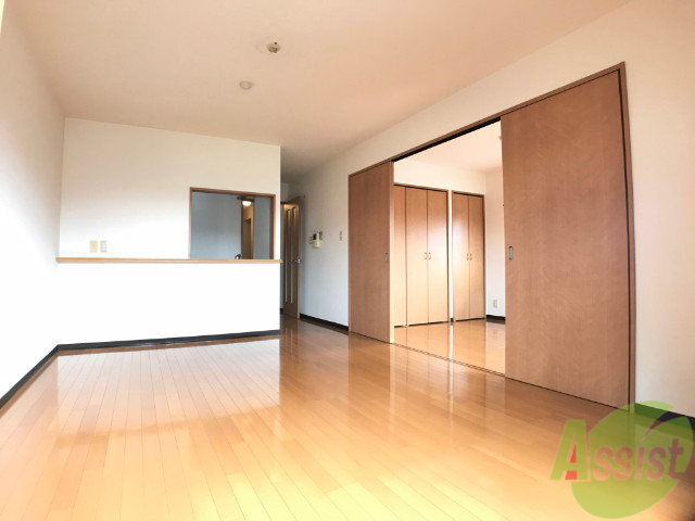 居室・リビング　広くてキレイなＬＤＫが広がっていて、充実した生活が送れそう。