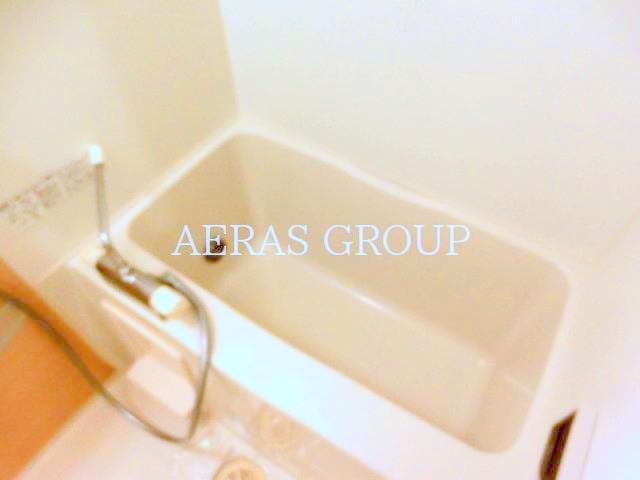 バス・シャワールーム　浴槽