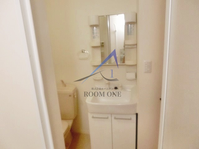 洗面設備　洗面台です。