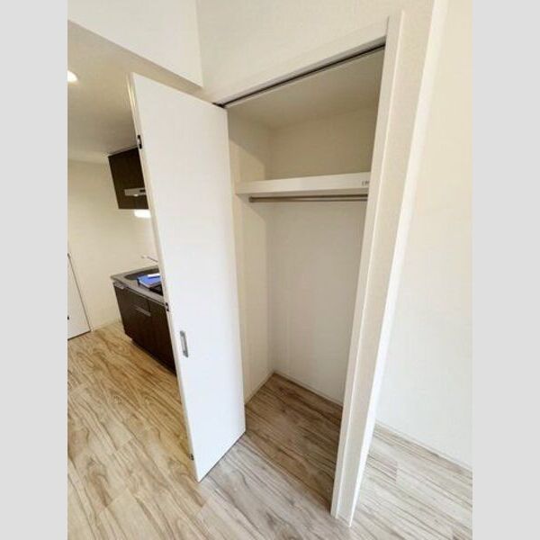 その他　コメダ珈琲店名古屋駅西店 徒歩10分。 750m