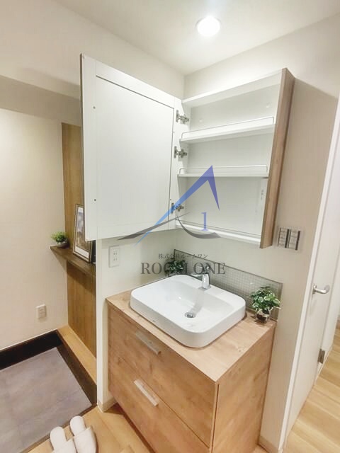 洗面設備　洗面台です。