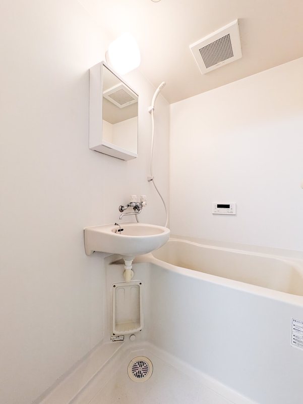 バス・シャワールーム　☆ゆったりくつろげるお風呂☆