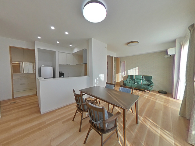 居室・リビング　【１６．３帖のＬＤＫ】ゆっくり寛ぐ憩いの空間★