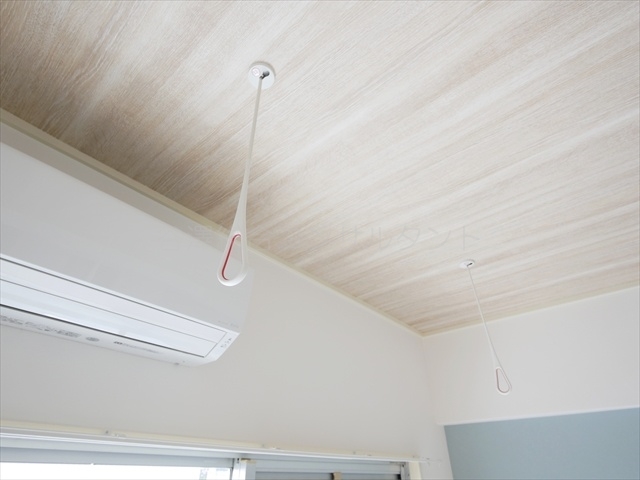 その他設備　室内物干し