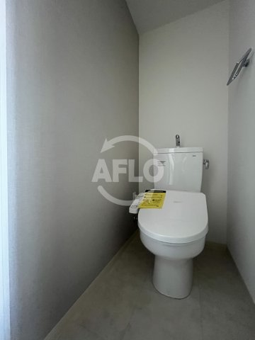 トイレ　THE RESIDENCE H　トイレ