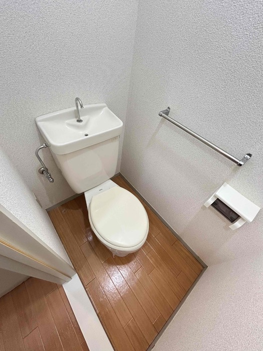 トイレ　【冬築タウン・パートII F棟】トイレ