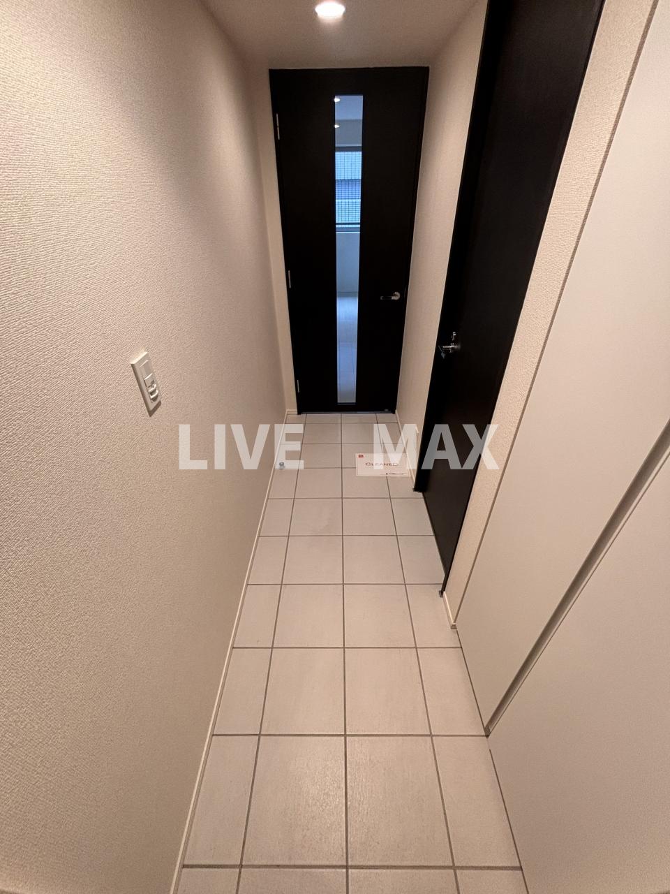 玄関　エントランス