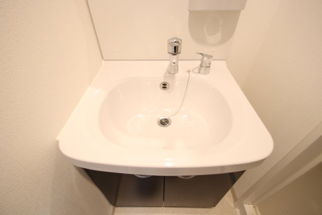 洗面設備　※別号室の参考写真のため、現状優先となります。