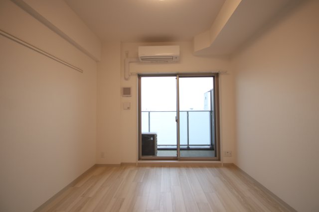 居室・リビング　※別号室の参考写真のため、現状優先となります。