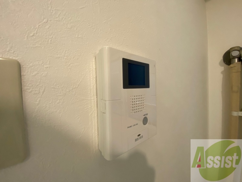 セキュリティ　ＴＶモニター付インターホンです。来客者の顔が見えるので安心！