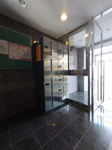 ロビー　ガラ・ステージ目白