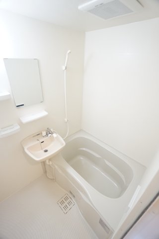 バス・シャワールーム　※同物件・同タイプの写真になります
