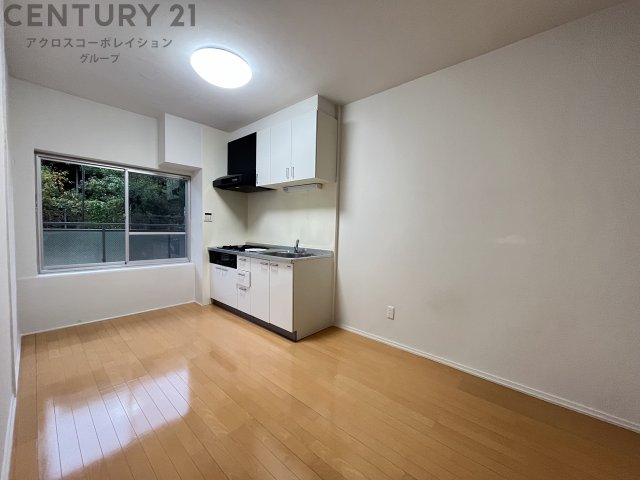 居室・リビング　エアコン付きで初期費用を抑えられます☆