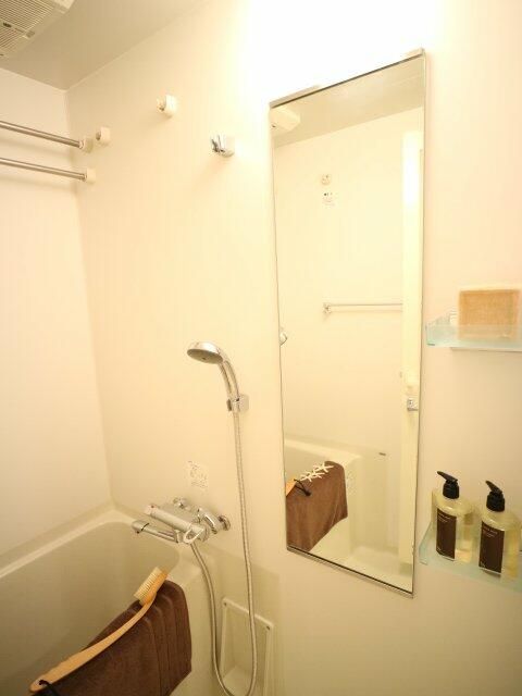バス・シャワールーム　※別部屋参考写真