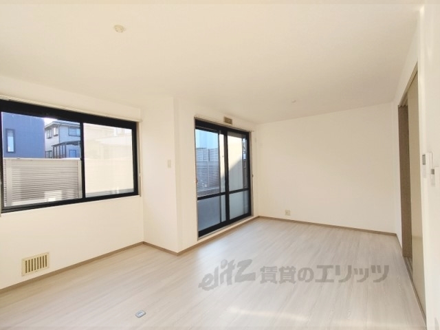 居室・リビング　リビング