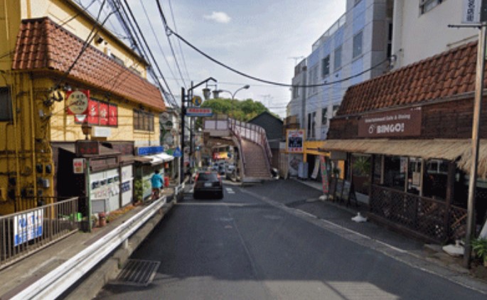 ショッピングセンター　月見台名店街（ショッピングセンター）まで1910m