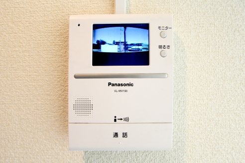 セキュリティ　※同タイプ・別号室の写真です★（実際のお部屋とは異なります）