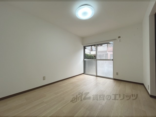 居室・リビング　洋室