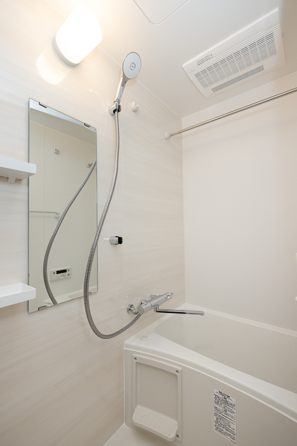 バス・シャワールーム　※写真は同タイプ住戸です。