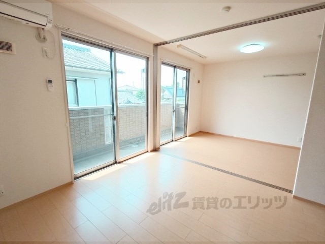 居室・リビング　リビング