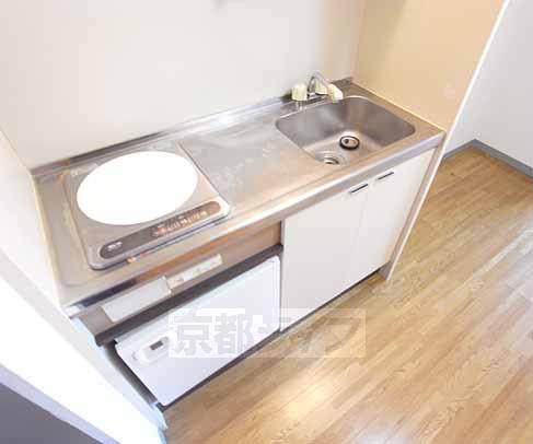 キッチン　ＩＨコンロ付きのキッチンです。