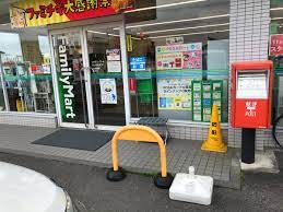 コンビニ　ファミリーマート守山阿村町店（コンビニ）まで358m