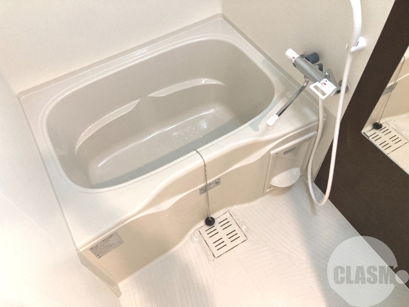 バス・シャワールーム　浴室乾燥機付きバス♪